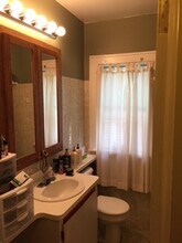 2562 N 68th St in Wauwatosa, WI - Building Photo - Building Photo