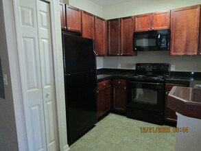 1104 Baldwin Rowe Cir in Panama City, FL - Foto de edificio - Building Photo