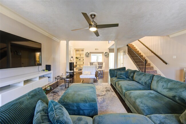 5830 Sampley Way in Houston, TX - Building Photo - Building Photo