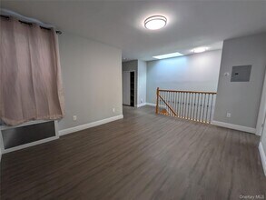 205-17 Hollis Ave in Queens, NY - Building Photo - Building Photo