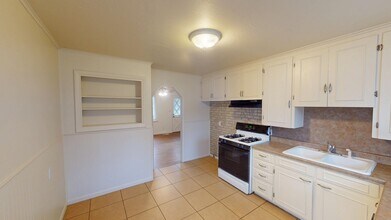 3716 S 29th W Ave in Tulsa, OK - Building Photo - Building Photo