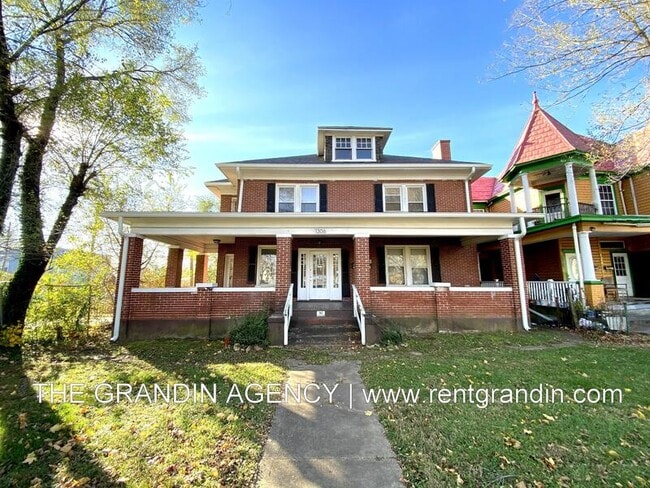 property at 1306 Patterson Ave SW