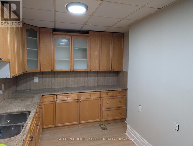 627 Wellington St in London, ON - Building Photo - Building Photo