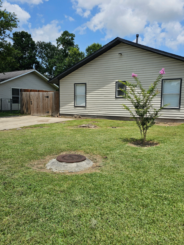 9814 Thorn St in Houston, TX - Building Photo - Building Photo