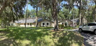 1152 Old Hammock Rd in Port Orange, FL - Building Photo