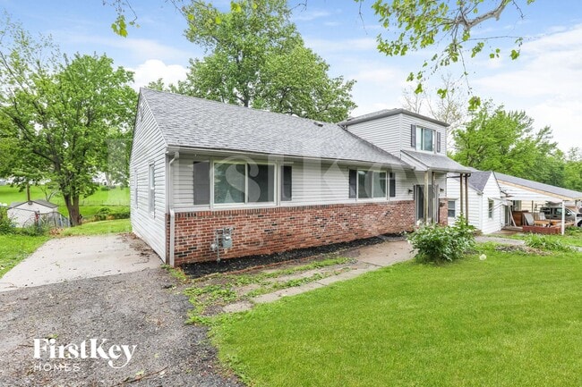 property at 3008 S Scott Ave