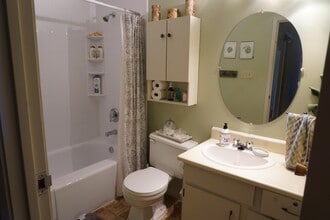 2315 McIntyre St in Regina, SK - Building Photo - Building Photo