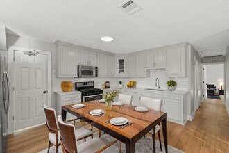 915 Avenue E in Rosenberg, TX - Building Photo - Building Photo