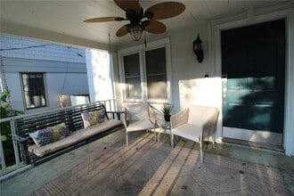 936 East Lake Dr in Decatur, GA - Building Photo - Building Photo