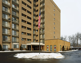 Deaconess Tower in Southgate, MI - Building Photo - Building Photo