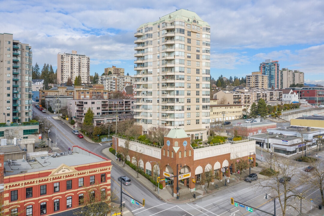 Highbourne Tower in New Westminster, BC - Building Photo