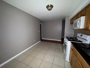 6408 Polk St in West New York, NJ - Building Photo - Building Photo