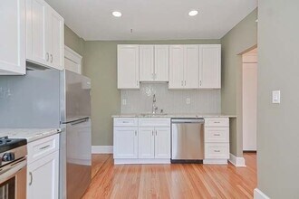 70 Strathmore Rd in Boston, MA - Building Photo - Building Photo