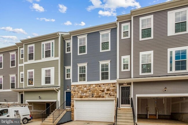 5986 Passend Dr in Frederick, MD - Building Photo - Building Photo