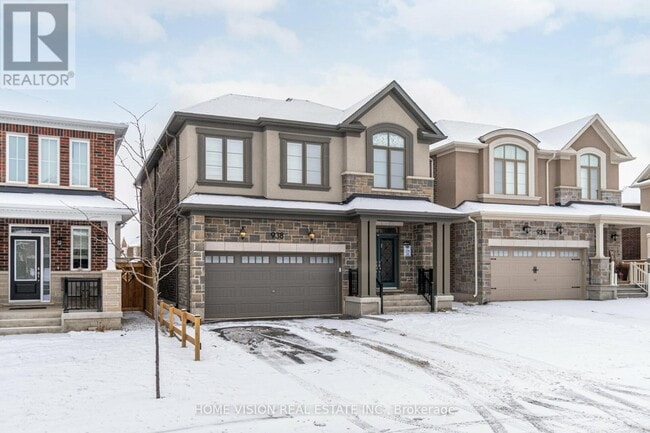 property at 938 Chestnut Heights