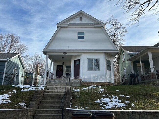 property at 539 S Monroe St