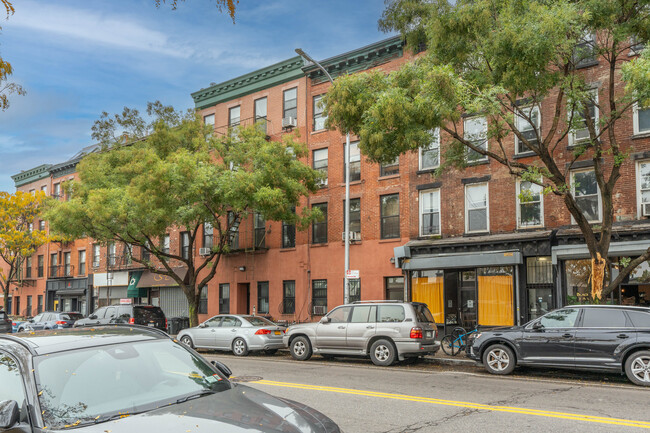 151 Columbia St in Brooklyn, NY - Foto de edificio - Building Photo