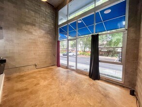 2515 SW 35th Pl in Gainesville, FL - Building Photo - Building Photo