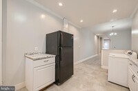 2502 W Baltimore St photo'