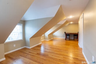 772 Farmington Ave in West Hartford, CT - Building Photo - Building Photo