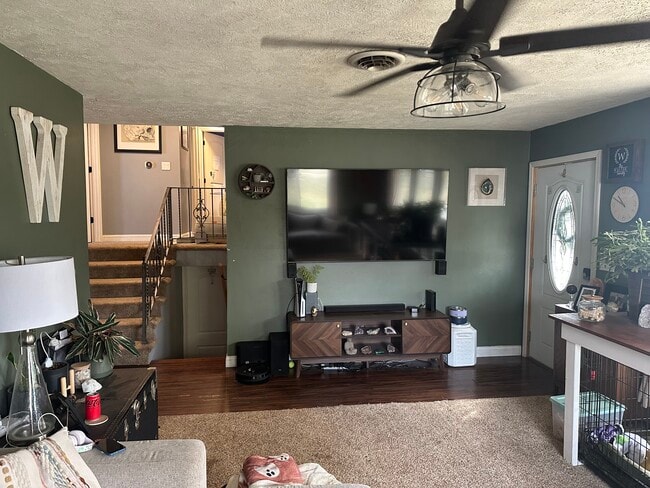 397 W 4th St in El Paso, IL - Building Photo - Building Photo