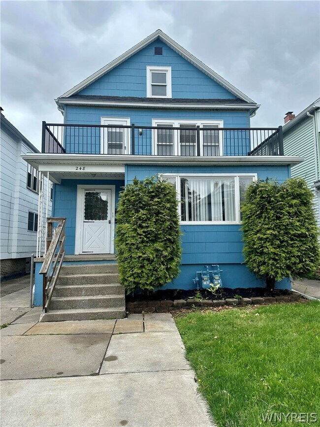property at 248 Commonwealth Ave