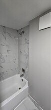 3267 NW 102nd Terrace in Coral Springs, FL - Foto de edificio - Building Photo