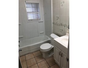 6260 Sarasota Dr in Mobile, AL - Building Photo - Building Photo