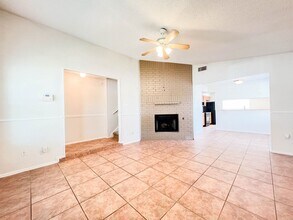 1301 Pitcairn Dr in Pflugerville, TX - Building Photo - Building Photo