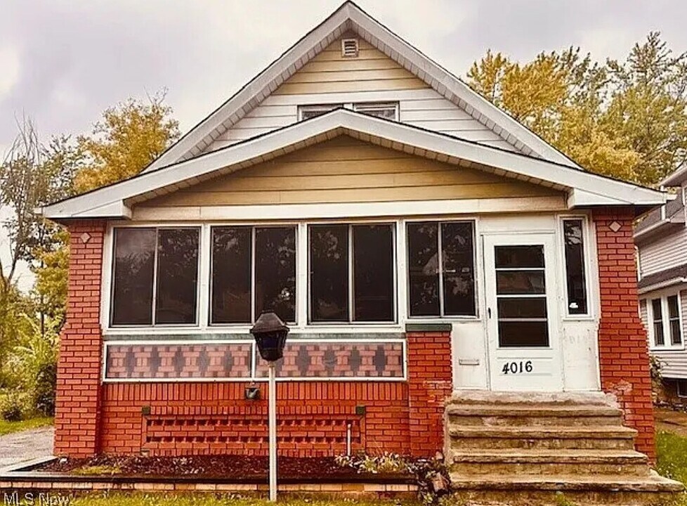 4016 E 144th St, Unit DN in Cleveland, OH - Building Photo