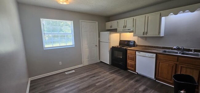 property at 417 E Moore St