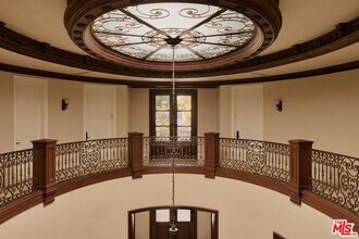 614 N Palm Dr in Beverly Hills, CA - Building Photo - Building Photo