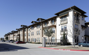 Evergreen at Richardson in Richardson, TX - Building Photo - Building Photo