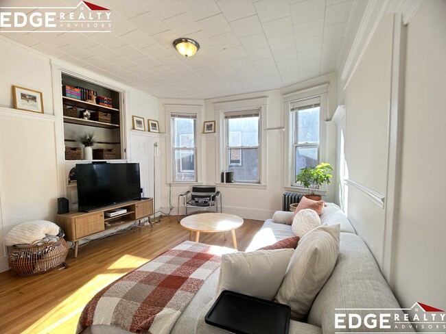 30 Fordham Rd, Unit 3