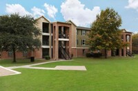 1088 Park Plaza Dr in Austin, TX - Building Photo - Building Photo