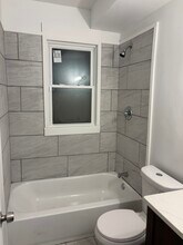 3242 Clairmount Ave in Detroit, MI - Building Photo - Building Photo