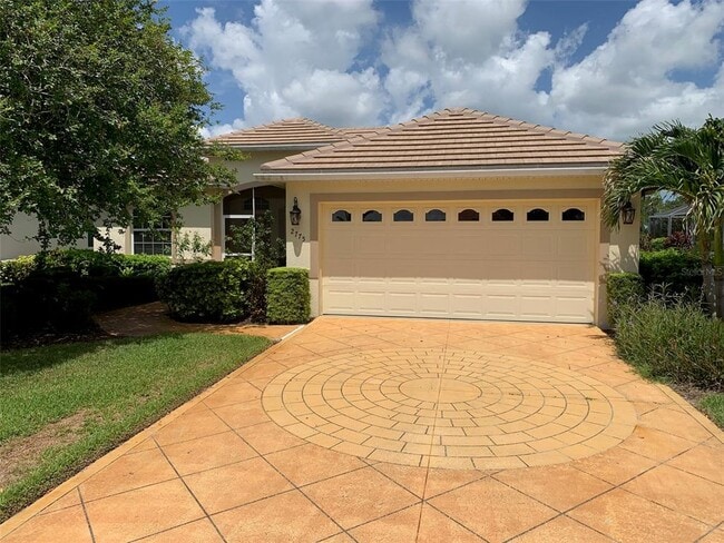 property at 2775 Royal Palm Dr