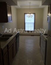 2513 Bent Oak Ct in Platte City, MO - Building Photo - Building Photo