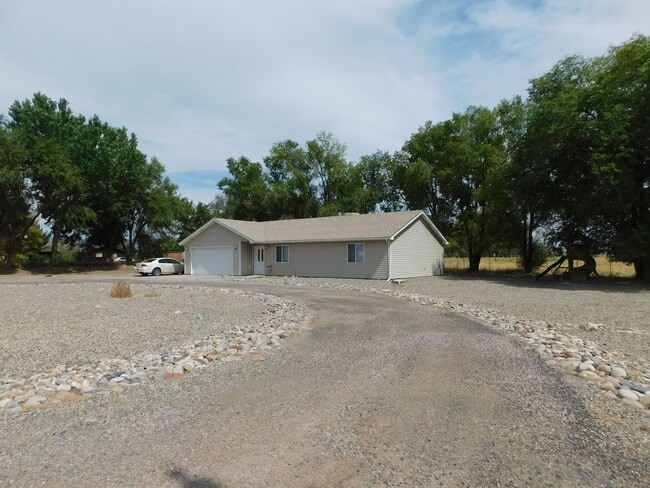 property at 774-23 1/2 23 1/2 Rd