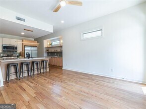 152 South in Atlanta, GA - Building Photo - Building Photo