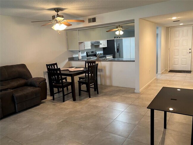 7110 Cognac Dr in New Port Richey, FL - Building Photo - Building Photo