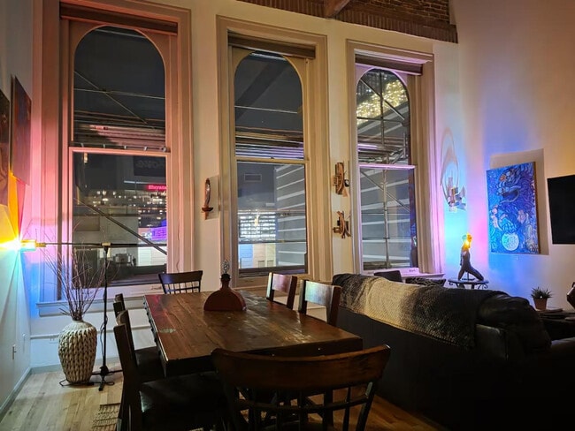 property at 1555 California St