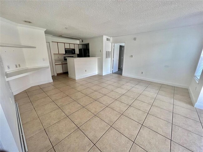 2200 Key W Ct in Kissimmee, FL - Building Photo - Building Photo