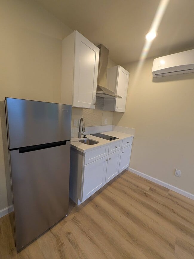 1938 N Mills Ave in Claremont, CA - Building Photo - Building Photo