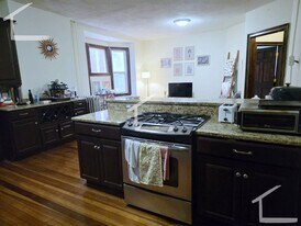 18 Winchester St in Brookline, MA - Building Photo