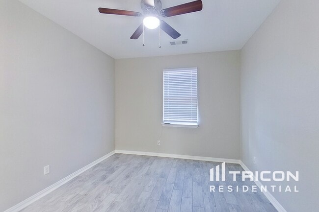 224 Iron Ore Trail in Fort Worth, TX - Building Photo - Building Photo