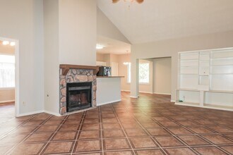 17214 Thorhill St in Spring, TX - Building Photo - Building Photo