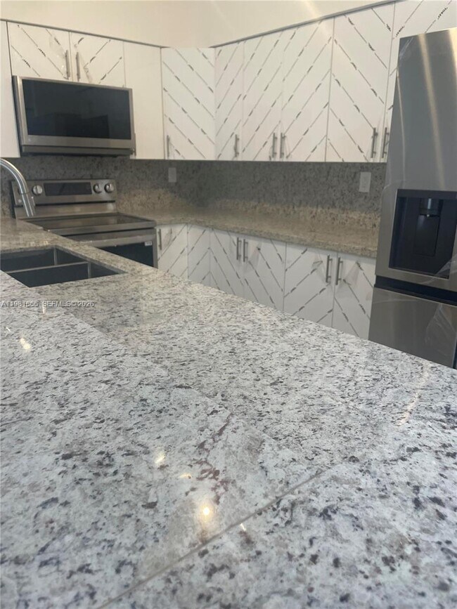 14728 Balgowan Rd in Hialeah, FL - Building Photo - Building Photo
