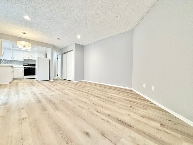 3759 S Canfield Ave in Los Angeles, CA - Building Photo - Building Photo