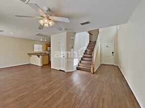 6526 Brook Cottage Ln in Las Vegas, NV - Foto de edificio - Building Photo